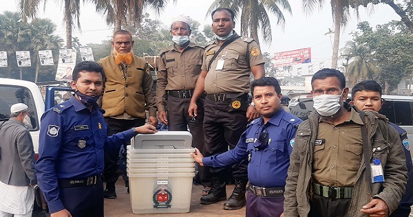 ফরিদগঞ্জ পৌর নির্বাচন: ১১টি কেন্দ্রই ঝুঁকিপূর্ণ