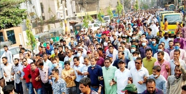 চট্টগ্রামে বিএনপির সঙ্গে পুলিশের সংঘর্ষ, শাহাদাতসহ আটক ১৬