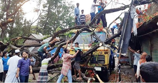 ফরিদগঞ্জে কালবৈশাখী ঝড়ে ব্যাপক ক্ষয়ক্ষতি