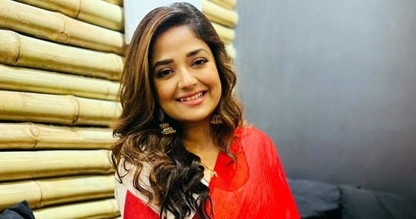 আবারও পর্দায় ফিরলেন মিমি