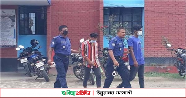 উচ্চস্বরে গান বাজিয়ে কিশোরীকে গণধর্ষণ, আটক ২