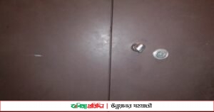 হাজীগঞ্জে গ্রামীণফোন সেন্টারে দুর্ধর্ষ চুরি