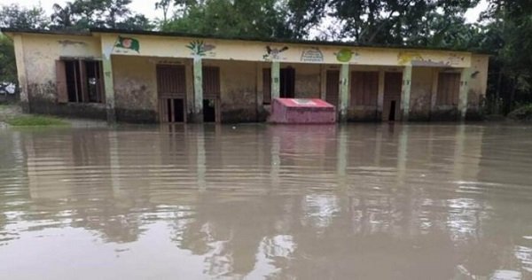 ফুলবাড়ীতে আগাম বন্যার আশংকা