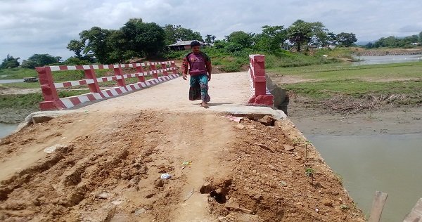 ‘ডিপোরমুখ সেতু’ লক্ষাধিক মানুষের জন্য অভিশাপ