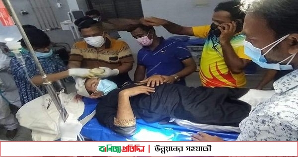 কুষ্টিয়ায় দুর্বৃত্তের হামলায় ছাত্রলীগ সভাপতিসহ আহত ২