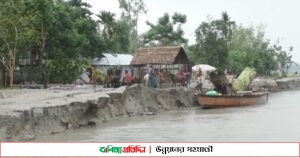 কুড়িগ্রামে বাতাসে ভেসে বেড়াচ্ছে ভাঙন কবলিতদের কান্না