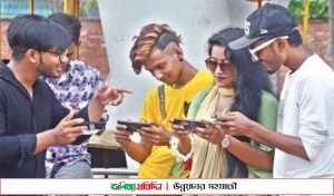 ফ্রি ফায়ার-পাবজিতে আসক্তি! বন্ধেই সমাধান নয়, চাই পারিবারিক সচেতনতা