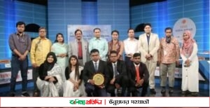 ‘ইউসিবি ছায়া সংসদ’ বিতর্কে চ্যাম্পিয়ন ডিআইইউ