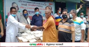 ফরিদপুরে জেলা আওয়ামীলীগের খাদ্য বিতরন কর্মসূচী অব্যহত