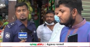 পোশাকের নেমপ্লেট খুলে চাঁদাবাজির অভিযোগে এসআই স্ট্যান্ড রিলিজ