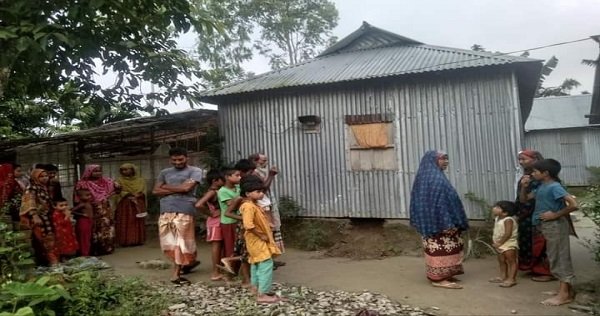 কুড়িগ্রামে এক রাতে একই গ্রামের পাঁচটি বাড়িতে চুরি