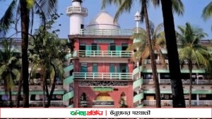 মহাপরিচালক ছাড়াই চলছে হাটহাজারী মাদরাসা