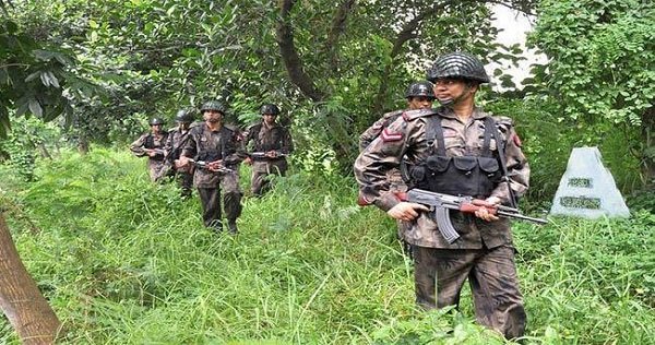 সীমান্তে বিএসএফ’র বল প্রয়োগ ও গোলাগুলির আশঙ্কা, সতর্কতা জারি বিজিবির