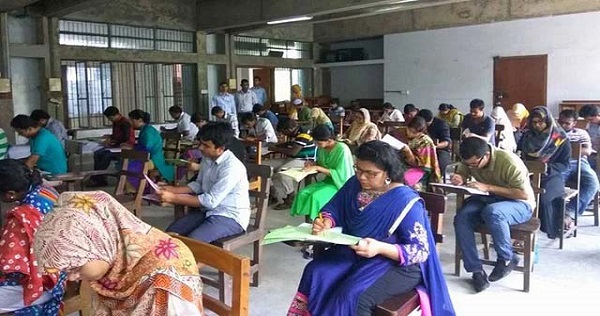 ৪৩তম বিসিএসের প্রিলিতে বসছে চার লাখ চাকরিপ্রত্যাশী