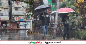 চট্টগ্রামে হঠাৎ বৃষ্টিতে বাড়াচ্ছে শীত