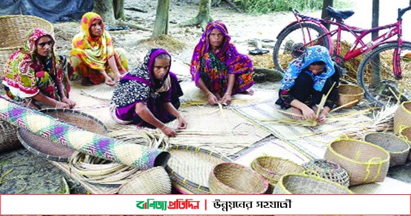 বাঁশ শিল্পের উপর নির্ভর বালিয়াডাঙ্গীর ৫০ পরিবার