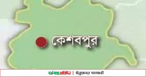 কেশবপুরের মুলগ্রামে সুষ্ঠু-নিরপেক্ষ নির্বাচন করতে পুলিশের ব্রিফিং