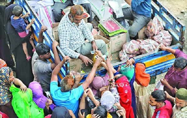 আজ থেকে শুরু ‘ফ্যামিলি কার্ডে’ টিসিবির পণ্য বিতরণ