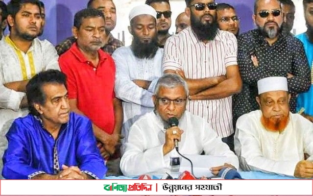 ‘কেন্দ্রের চাপে’ প্রার্থিতা প্রত্যাহার করলেন মেয়র আরিফ!