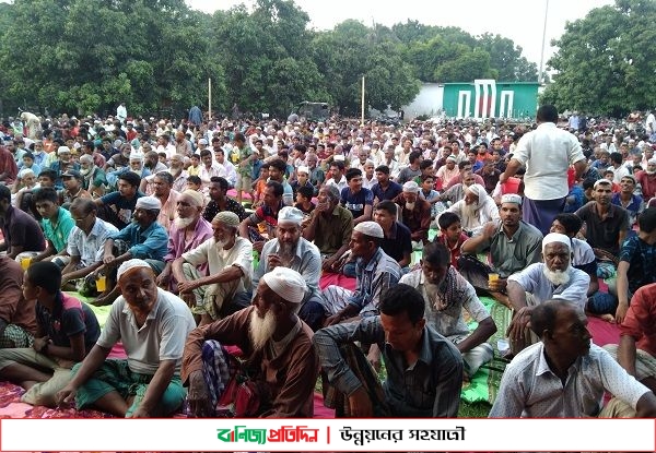 খালেদা জিয়ার সুস্থতা কামনায় চাঁপাইনবাবগঞ্জে ইফতার ও দোয়া মাহফিল