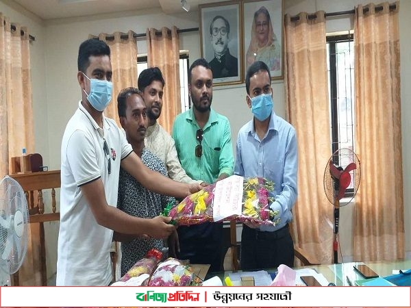 শাহরাস্তিতে নবাগত ইউএনও’র সাথে এসটিএফএফ’র সৌজন্য সাক্ষাৎ