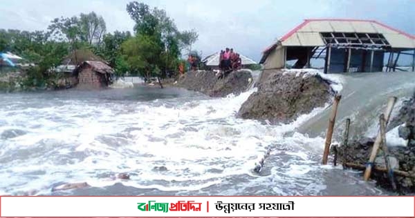 সিলেটের বন্যাদুর্গতদের জন্য শুকনো খাবার পাঠানো হচ্ছে