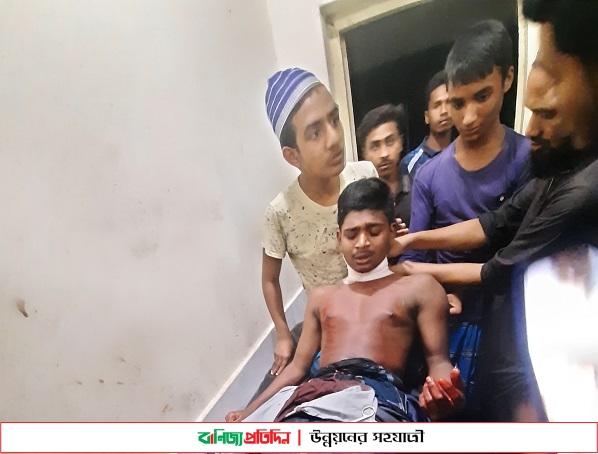  কুড়িগ্রামে মাদ্রাসার ছাত্রকে গলাকেটে হত্যা চেষ্টা