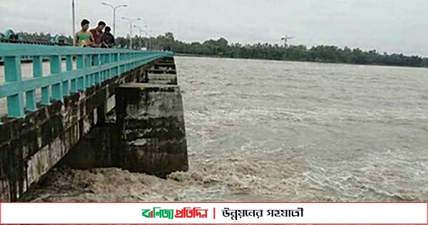 উজানের ঢলে তিস্তা নদীর পানি বৃদ্ধি