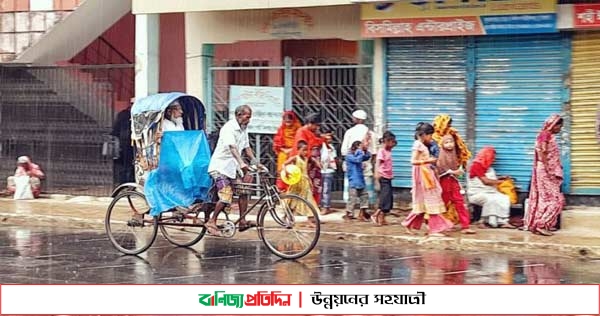 সিলেটে টানা বৃষ্টিতে বিপর্যস্থ জনজীবন