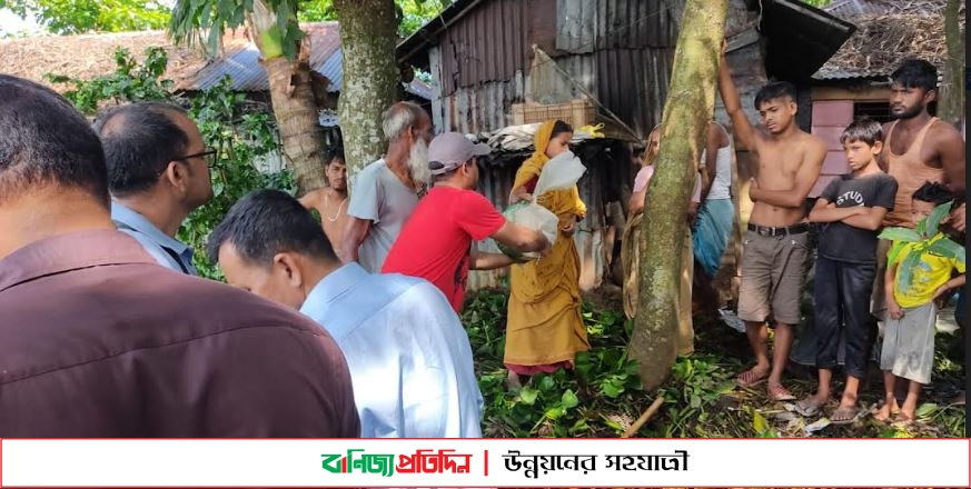 সুনামগঞ্জের বন্যাদুর্গতদের পাশে জাবির ছাত্ররা