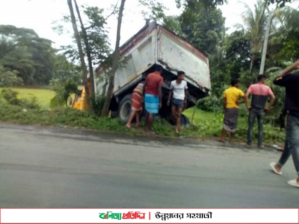 কুমিল্লা-চাঁদপুর আঞ্চলিক মহাসড়ক যেনো মরন ফাঁদ