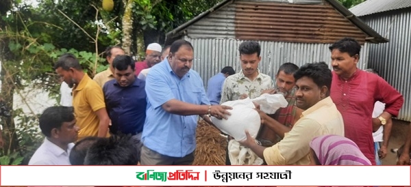 সরকারের কাছে যথেষ্ট ত্রান রয়েছে: প্রতিমন্ত্রী জাকির হোসেন