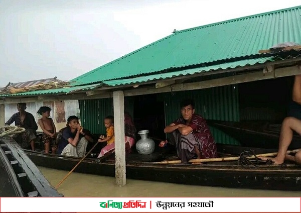 উলিপুরে বন্যায় ব্যাপক ক্ষয়ক্ষতি, খাবার সংকটে বানভাসিরা