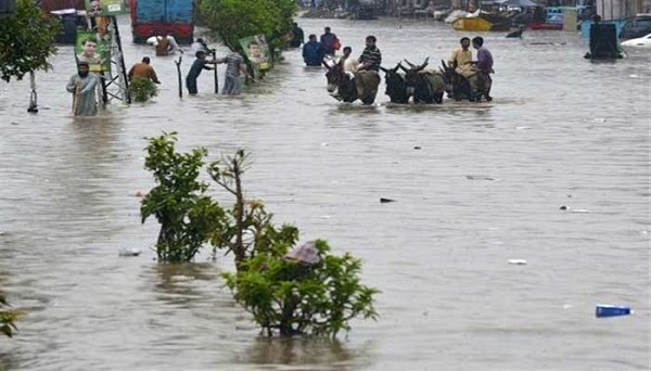 ঈদের পর ভারি বৃষ্টিতে পাকিস্তানে ২৭ জনের মৃত্যু