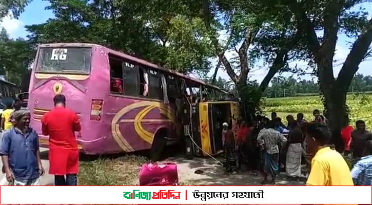 সিরাজগঞ্জে বাস-ট্রাকের মুখোমুখী সংঘর্ষে নিহত-৩