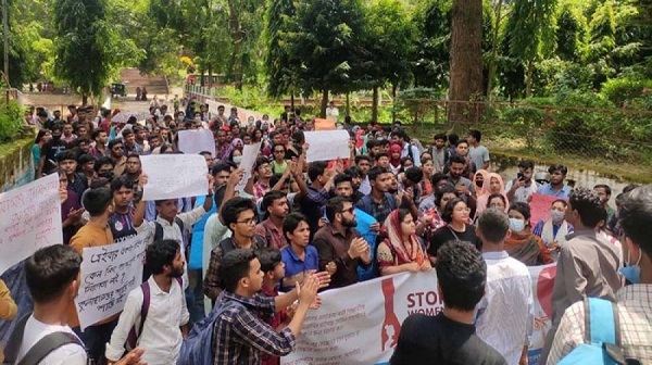 চবি ছাত্রীকে যৌন হেনস্তার মূলহোতাসহ গ্রেপ্তার ৪