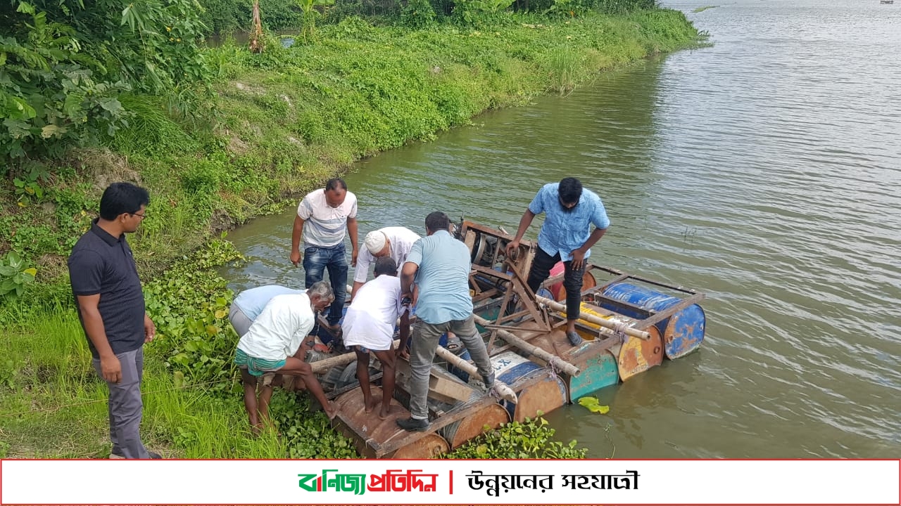 দাউদকান্দি অবৈধভাবে বালু উত্তোলন লাখ টাকা জরিমানা