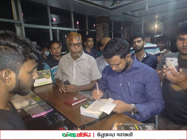 জ্বালানি সাশ্রয়ে আনোয়ারায় ভ্রাম্যমাণ আদালতের অভিযান