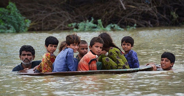 পাকিস্তানে বন্যা, ঝুঁকিতে ৩০ লাখের বেশি শিশু