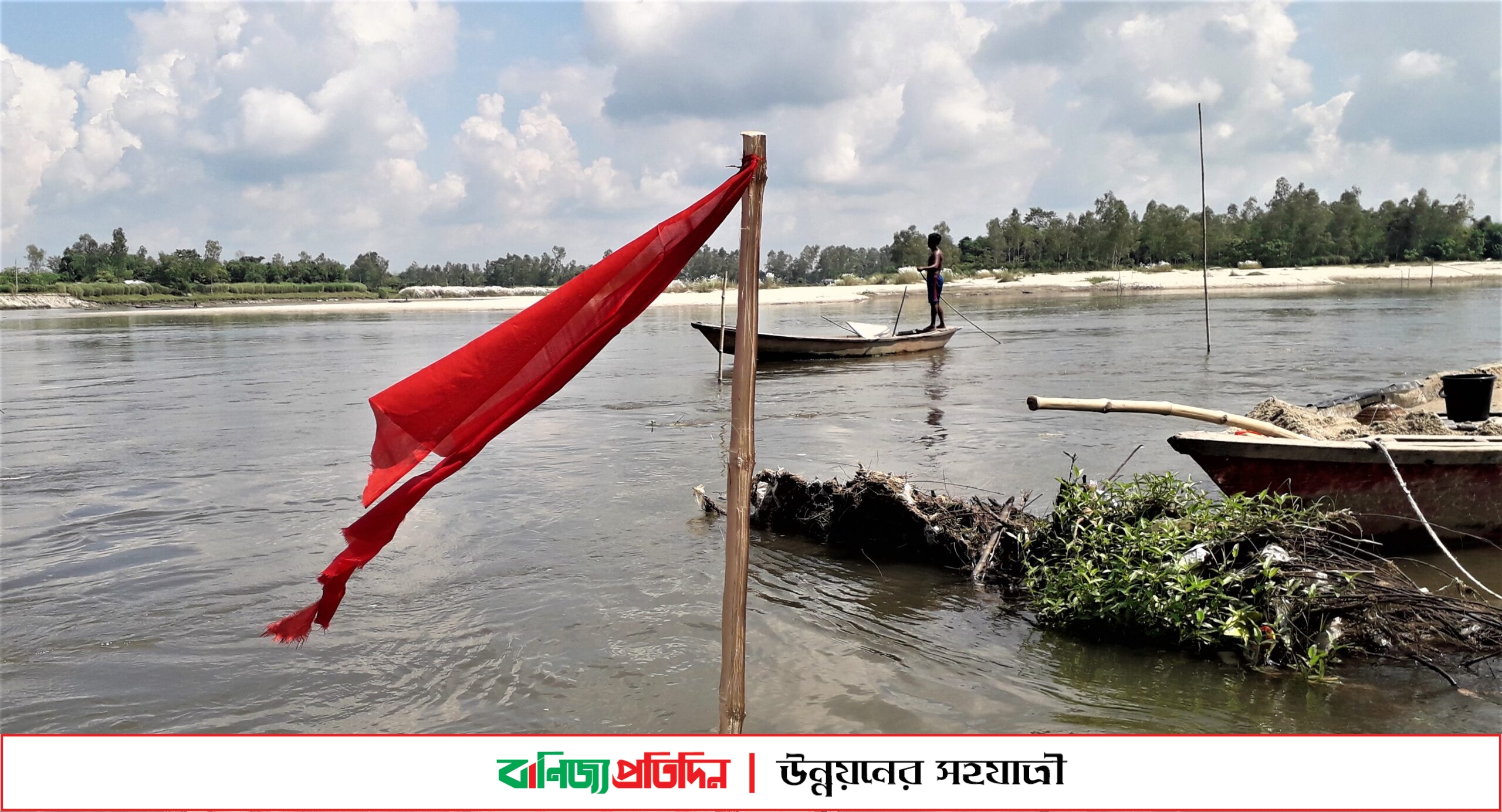 করতোয়া নদীর আউলিয়ারঘাটে ব্রীজ নির্মাণে এলজিইডির পরিদর্শণ