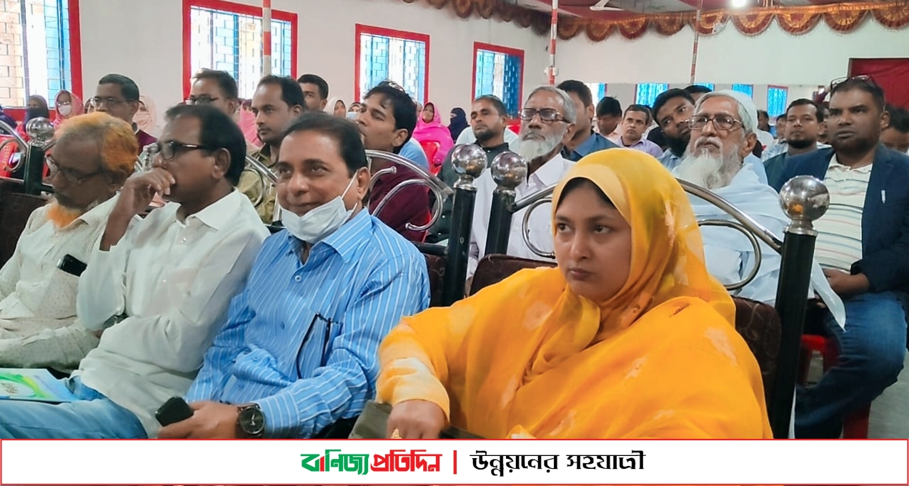 প্রাথমিকে বিদ্যালয়ে মোট শিক্ষার্থীর ৩০ শতাংশই কিন্ডারগার্টেনের