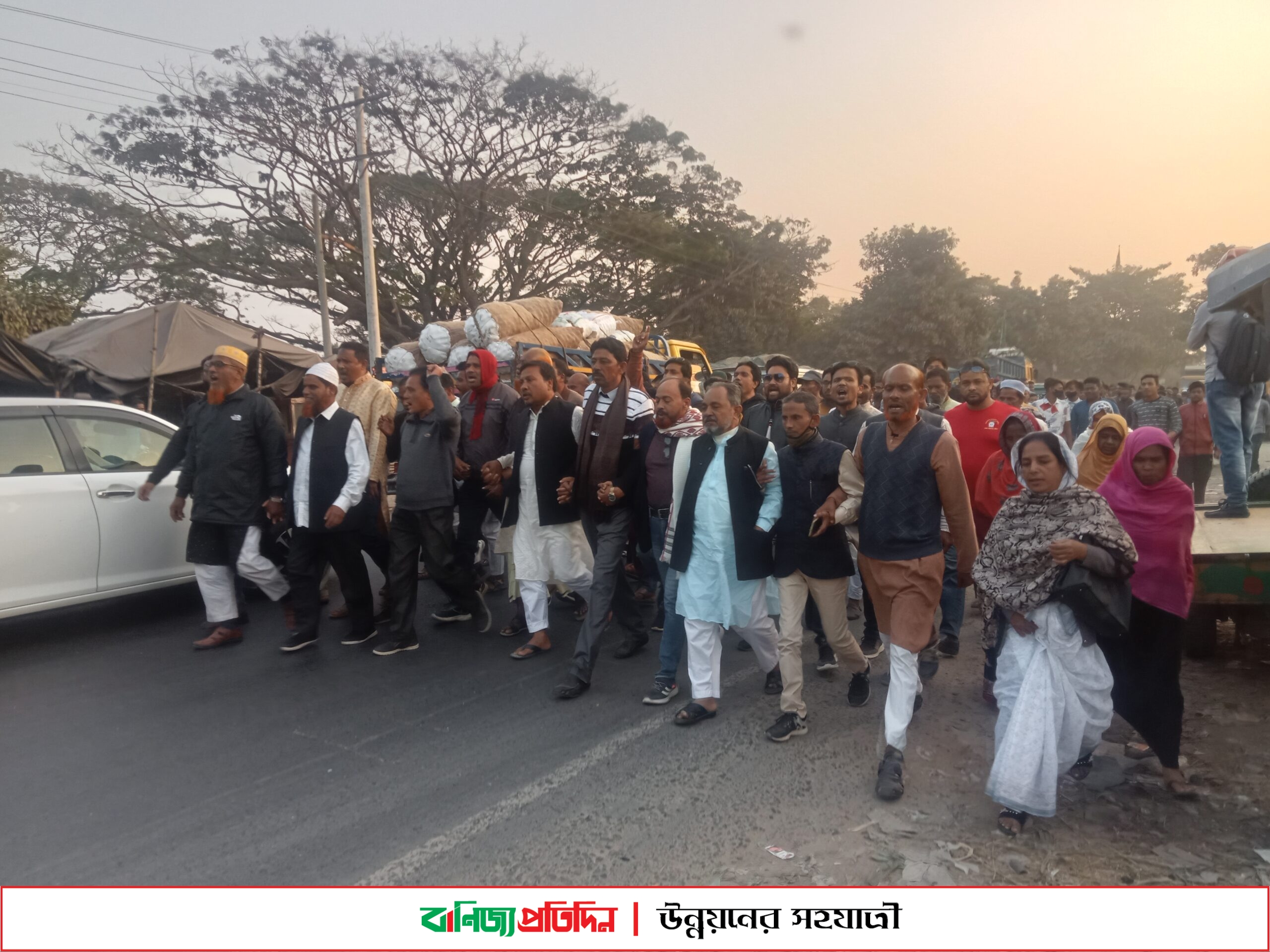 ঈশ্বরদীতে বিএনপি-জামাতের নৈরাজ্যের প্রতিবাদে বিক্ষোভ