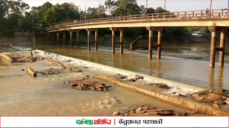 শেরপুরের ভোগাই নদীর ক্ষতিগ্রস্থ রাবার ড্যাম দ্রুত সংস্কারের দাবি