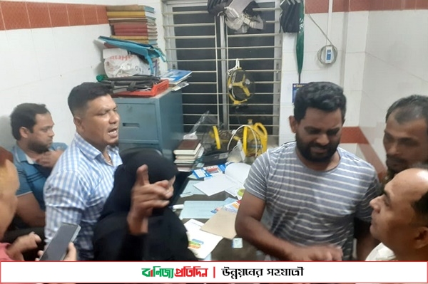 চাঁদপুর হাসপাতালে কর্তৃপক্ষের অবহেলায় দুই নবজাতকের মৃত্যু, পরিচালক আটক