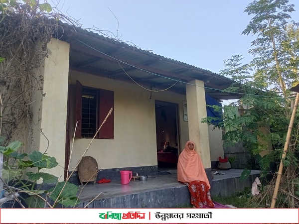 প্রধানমন্ত্রীর উপহা‌রের ঘ‌রে এক মা‌সের বিদ‌্যুৎ বিল ৫৪ হাজার টাকা!