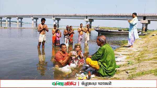 কুড়িগ্রামে অনুষ্ঠিত হলো গঙ্গাপূজা ও দশহরা মেলা