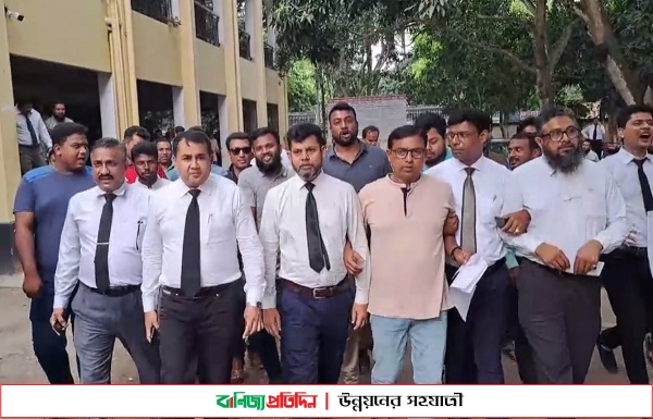 প্রধানমন্ত্রীকে হত্যার হুমকিদাতা চাঁদের বিরুদ্ধে ডিজিটাল নিরাপত্তা আইনে মামলা দায়ের