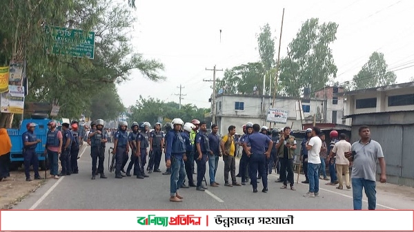 আ’লীগের দু’গ্রুপে সংঘর্ষ আহত-১৯