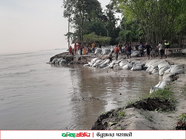 নদ -নদীর পানি কমতে শুরু করেছে ,আপাতত বন্যার আশঙ্কা নেই