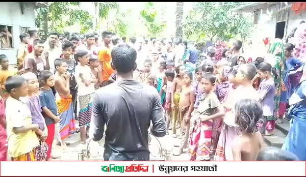 ট্রলার ডুবির ঘটনায় নিখোঁজ জেলের মরদেহ উদ্ধার